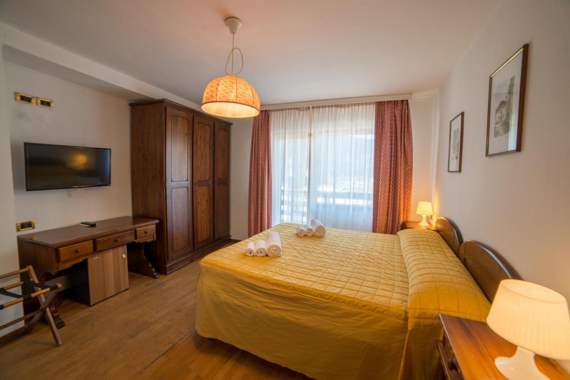 Hg Hotel Italia Брюссон Екстер'єр фото